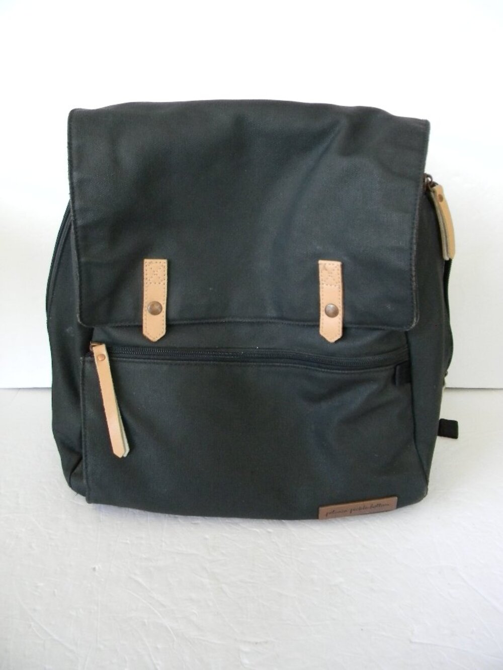 Petunia Pickle Bottom Meta Backpack Diaper Bag Black Neutral CHANGING PAD